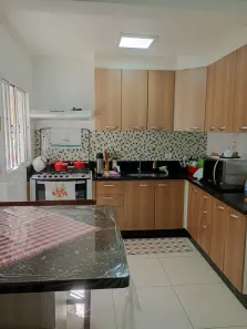 Casa com 3 Quartos à venda, 170m² no Parque Pinheiros, Taboão da Serra