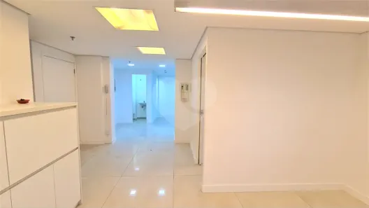 Sala Comercial à venda, 64m² no Vila Mariana, São Paulo