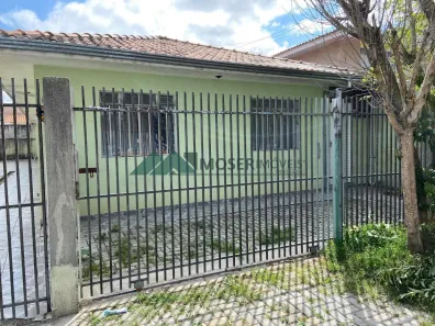Casa com 2 Quartos para alugar, 61m² no Cajuru, Curitiba