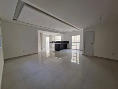 Casa com 3 Quartos à venda, 170m² no Embaré, Santos