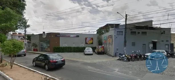 Imóvel Comercial com 12 Quartos para alugar, 555m² no Alecrim, Natal
