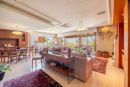 Casa de Condomínio com 3 Quartos à venda, 486m² no Vila Assunção, Porto Alegre