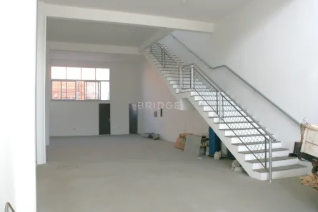 Galpão/Depósito/Armazém para alugar, 370m² no Navegantes, Porto Alegre