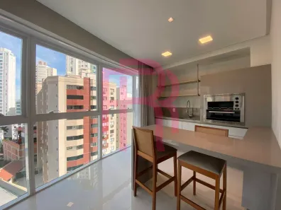 Apartamento com 3 Quartos para alugar, 139m² no Centro, Balneário Camboriú