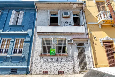Casa com 3 Quartos à venda, 117m² no Floresta, Porto Alegre