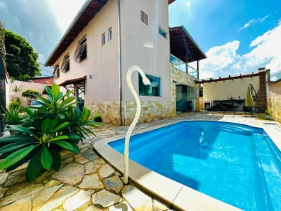 Casa com 4 Quartos à venda, 322m² no Santa Amélia, Belo Horizonte