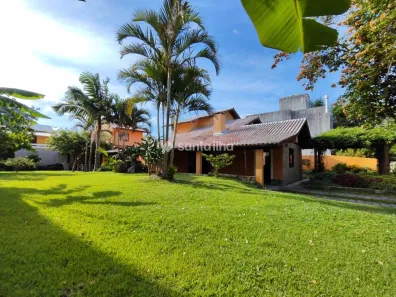 Casa com 6 Quartos à venda, 250m² no Pântano do Sul, Florianópolis