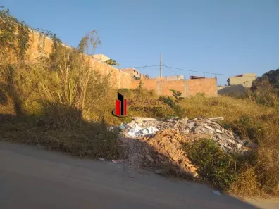 Lote/Terreno à venda, 200m² no Monte Verde, Betim