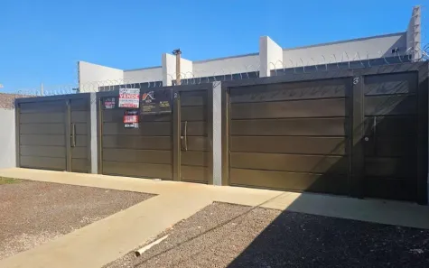 Casa com 2 Quartos à venda, 59m² no Jardim Centenário, Campo Grande