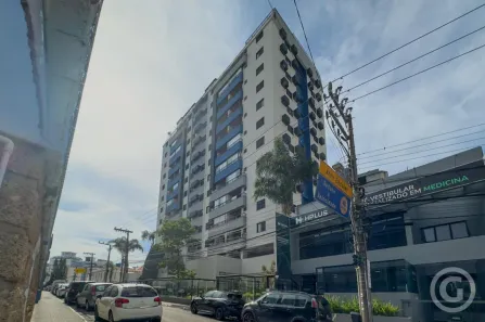 Apartamento com 2 Quartos para alugar, 66m² no Centro, Florianópolis