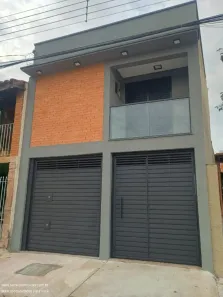 Sobrado com 3 Quartos à venda, 135m² no Jardim Alvinópolis, Atibaia