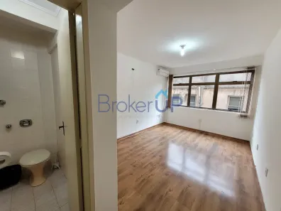 Sala Comercial para venda ou aluguel, 21m² no Centro Histórico, Porto Alegre