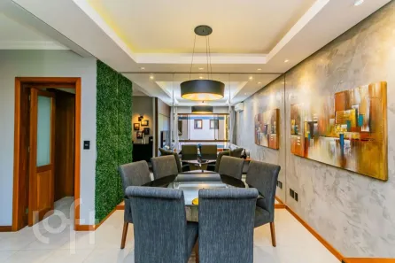 Apartamento com 2 Quartos à venda, 77m² no Higienópolis, Porto Alegre