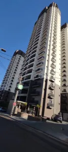 Apartamento com 3 Quartos para alugar, 132m² no Centro, Botucatu