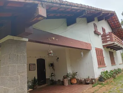 Casa com 4 Quartos à venda, 400m² no Araras, Petrópolis