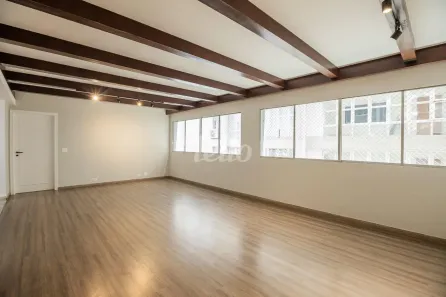 Apartamento com 3 Quartos para alugar, 137m² no Jardim Paulista, São Paulo