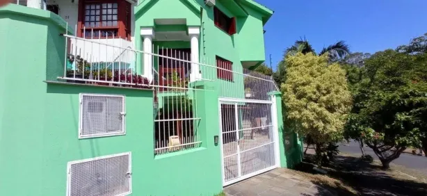 Casa com 3 Quartos à venda, 177m² no Jardim Floresta, Porto Alegre
