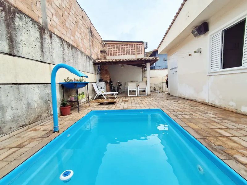 Casa com 3 quartos — Castelo, Belo Horizonte