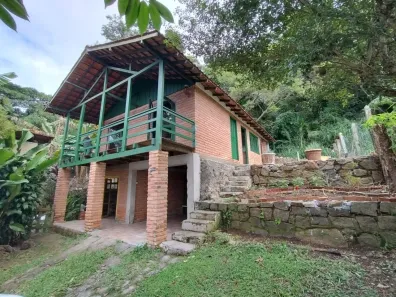 Casa com 2 Quartos para alugar, 390m² no Canasvieiras, Florianópolis