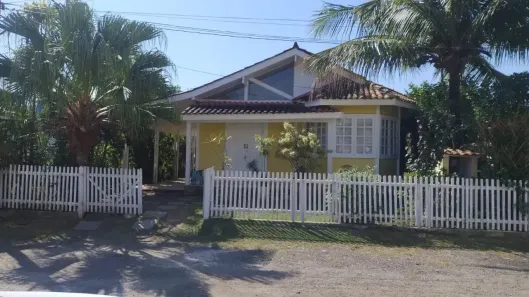 Casa de Condomínio com 2 Quartos para alugar, 120m² no Vargem Grande, Rio de Janeiro