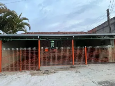 Casa com 4 Quartos à venda, 220m² no Jardim Paviotti, Monte Mor