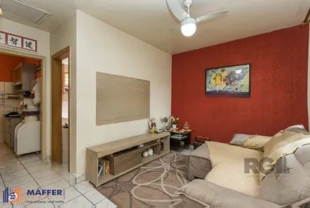 Casa com 2 Quartos à venda, 80m² no Jardim Sabará, Porto Alegre