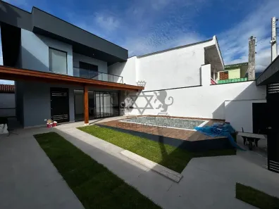 Sobrado com 4 Quartos à venda, 25m² no Balneário Copacabana, Caraguatatuba