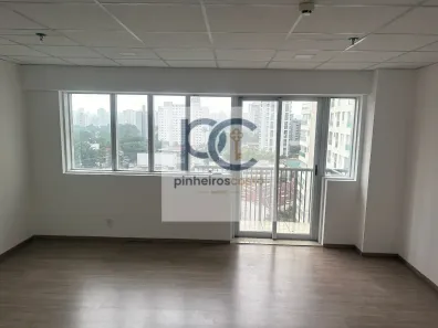 Sala Comercial para alugar, 32m² no Santo Amaro, São Paulo