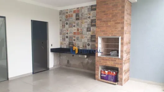 Casa com 3 Quartos à venda, 170m² no Jardim Rebouças, Maringá