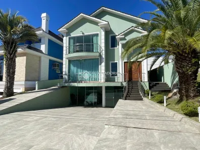Casa de Condomínio com 4 Quartos à venda, 400m² no São Vicente, Gravataí