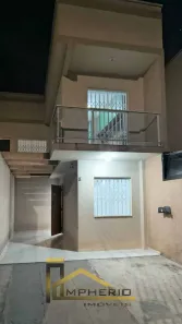 Sobrado com 2 Quartos à venda, 56m² no Sítio Cercado, Curitiba