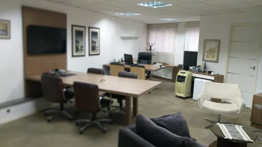 Sala Comercial para alugar, 1000m² no Vila Nova Valinhos, Valinhos