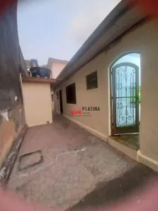 Sobrado com 4 Quartos à venda, 210m² no Jardim Maria Estela, São Paulo