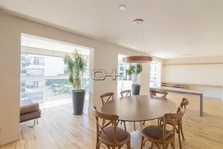 Apartamento com 2 Quartos à venda, 130m² no Vila Nova Conceição, São Paulo