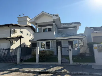 Casa com 4 Quartos à venda, 170m² no Pedra Branca, Palhoça