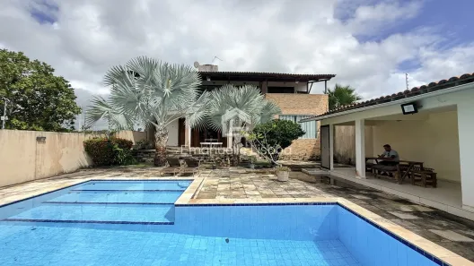 Casa com 4 Quartos para alugar, 354m² no , Conde