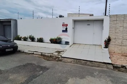 Casa com 5 Quartos à venda, 325m² no Feitosa, Maceió