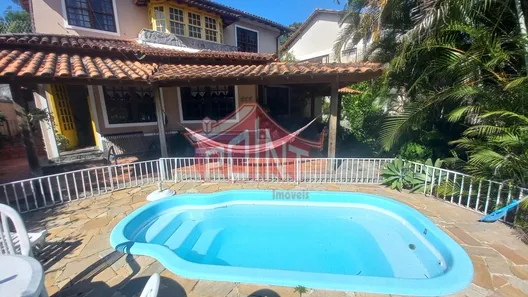 Casa de Condomínio com 4 Quartos à venda, 144m² no Badu, Niterói