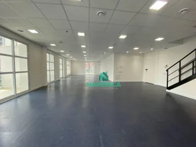 Sala Comercial para alugar, 260m² no Vila Cordeiro, São Paulo