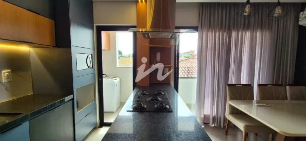 Apartamento com 2 Quartos para alugar, 57m² no Osvaldo Rezende, Uberlândia