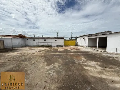 Galpão/Depósito/Armazém com 5 Quartos para alugar, 550m² no Setor Morada do Sol, Goiânia