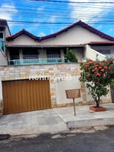 Casa com 3 Quartos à venda, 134m² no Fonte Grande, Contagem