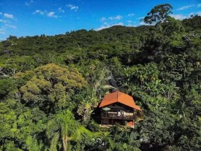 Casa com 6 Quartos para alugar, 260m² no Pântano do Sul, Florianópolis