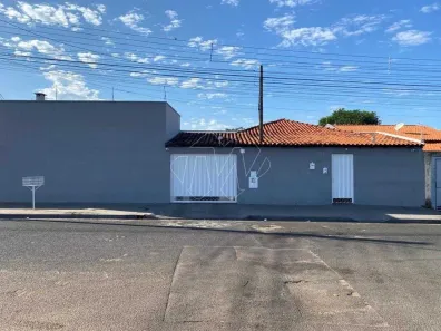 Casa com 3 Quartos à venda, 218m² no Jardim Adalberto Frederico de Oliveira Roxo I, Araraquara