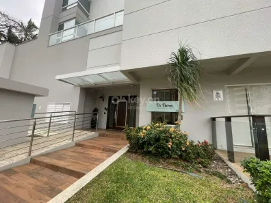 Apartamento com 3 Quartos para alugar, 100m² no Vila Moema, Tubarão