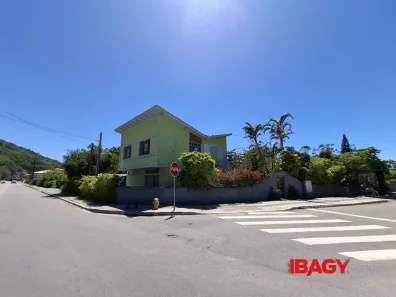 Apartamento com 1 Quarto para alugar, 88m² no Armação do Pântano do Sul, Florianópolis