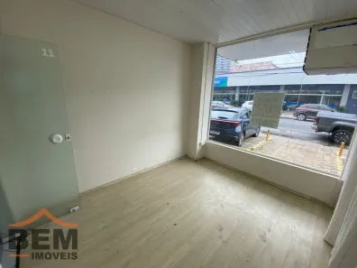 Sala Comercial para alugar, 10m² no Centro, Itajaí