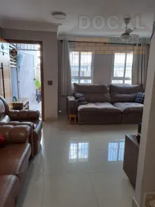 Sobrado com 3 Quartos à venda, 115m² no Parque Assunção, Taboão da Serra