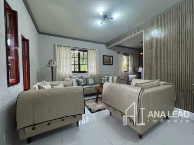 Casa de Condomínio com 4 Quartos à venda, 300m² no Caneca Fina, Guapimirim