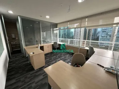 Sala Comercial à venda, 64m² no Cidade Monções, São Paulo